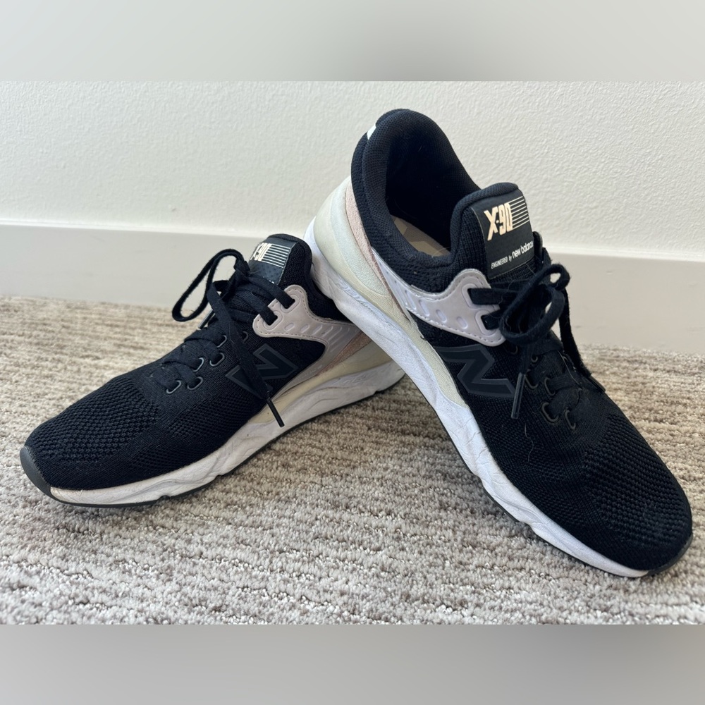 Size 8.5 New Balance x90 shoes Women’s